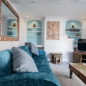 Apartment 3-bedroom In The Heart Of Brighton's Lanes, Brighton